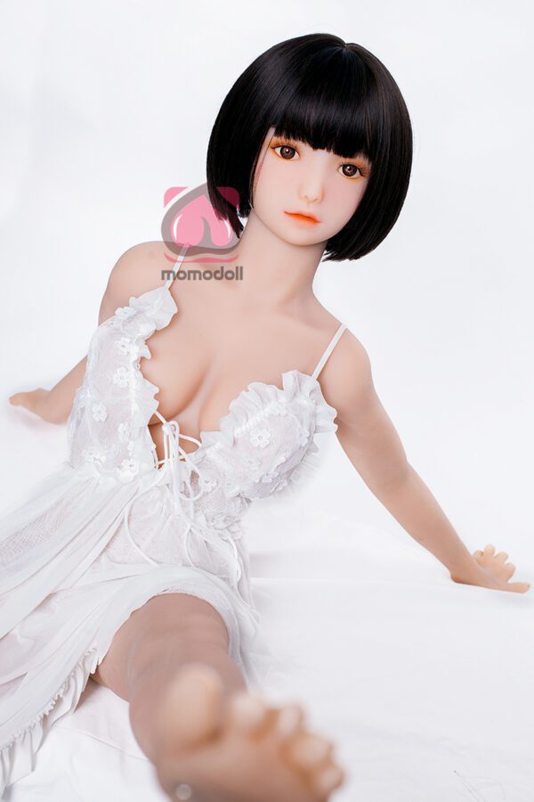 MOMODOLL 138 CM  BIG BREAST HATSUNE - Image 4